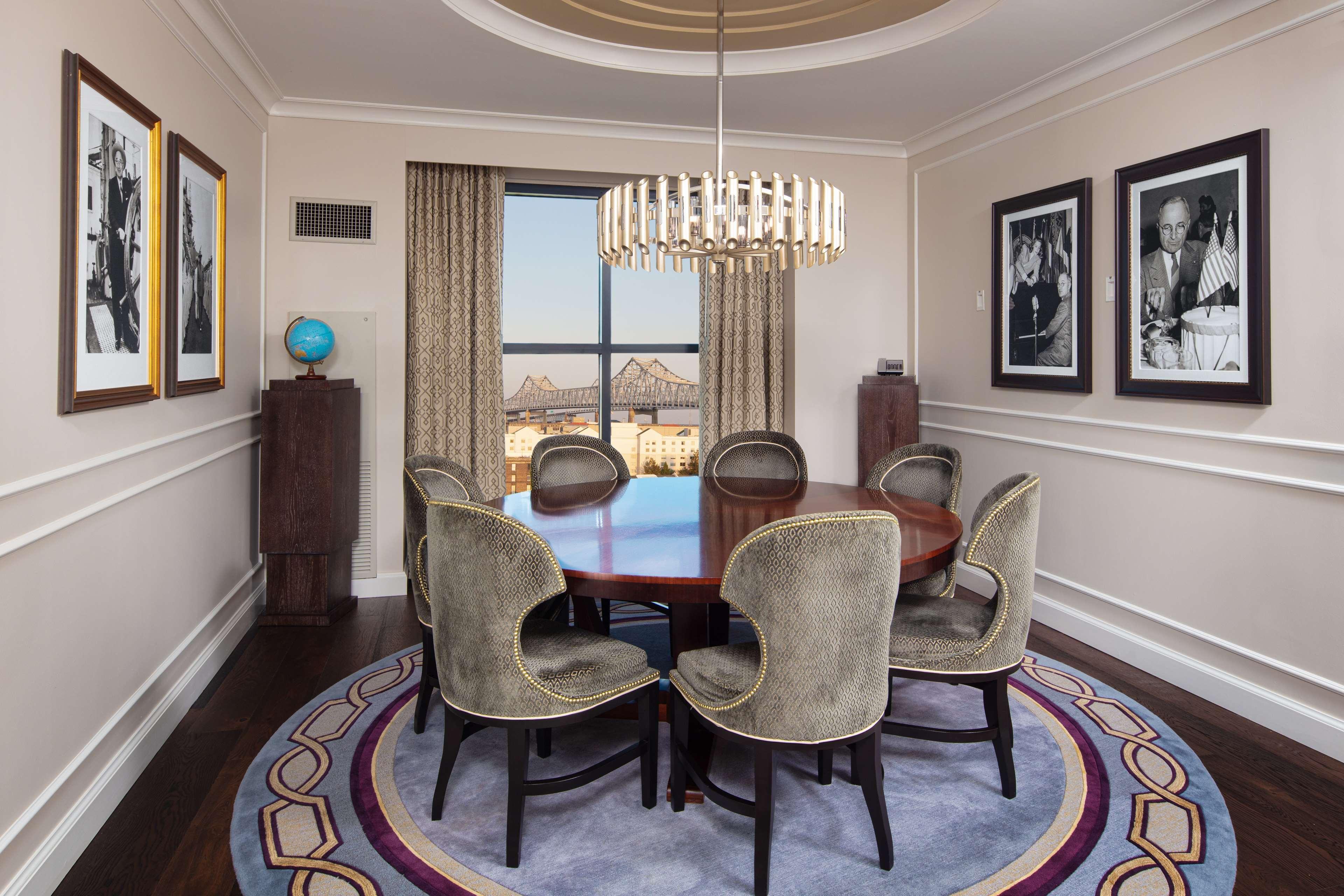 The Higgins Hotel New Orleans, Curio Collection By Hilton Buitenkant foto