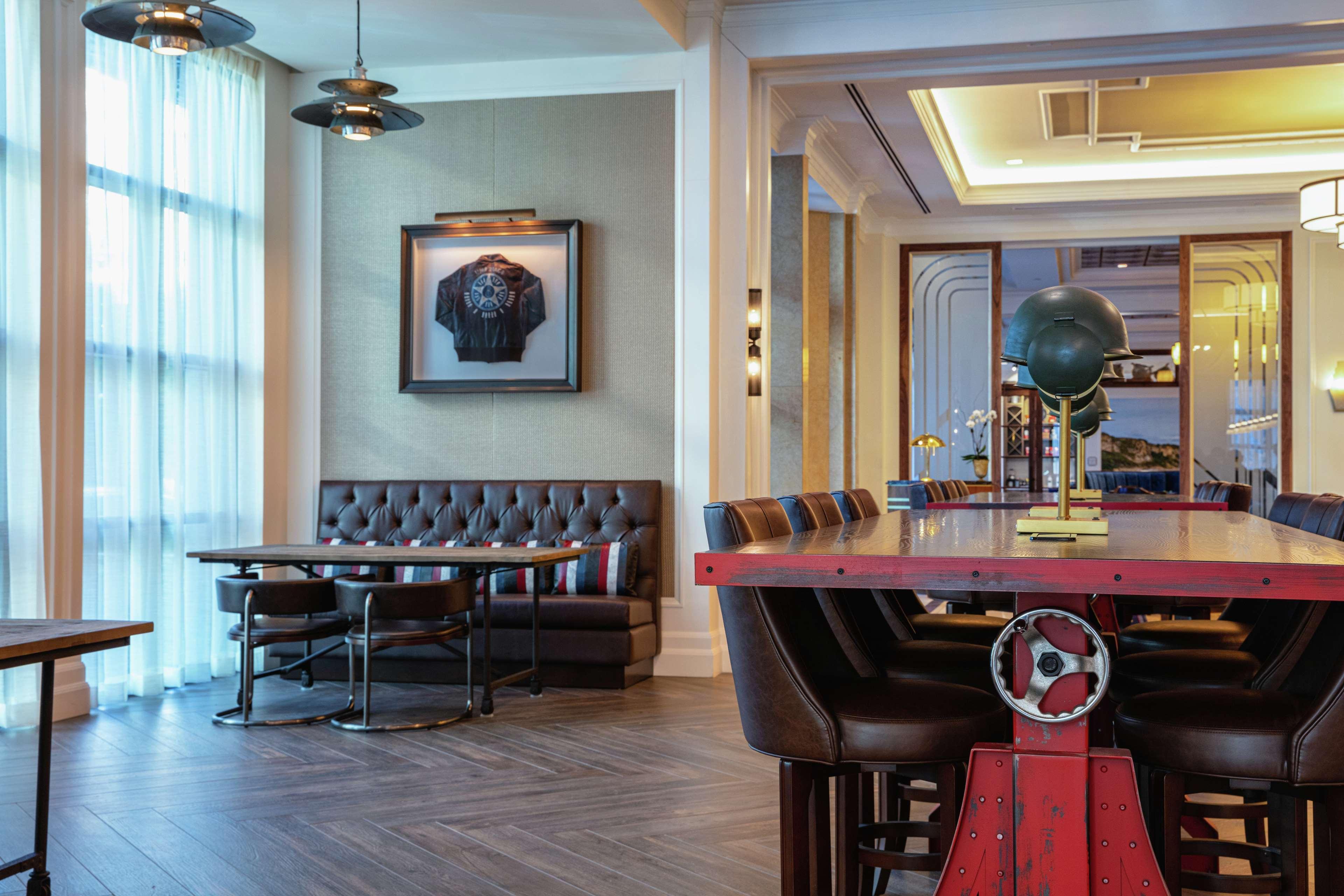 The Higgins Hotel New Orleans, Curio Collection By Hilton Buitenkant foto