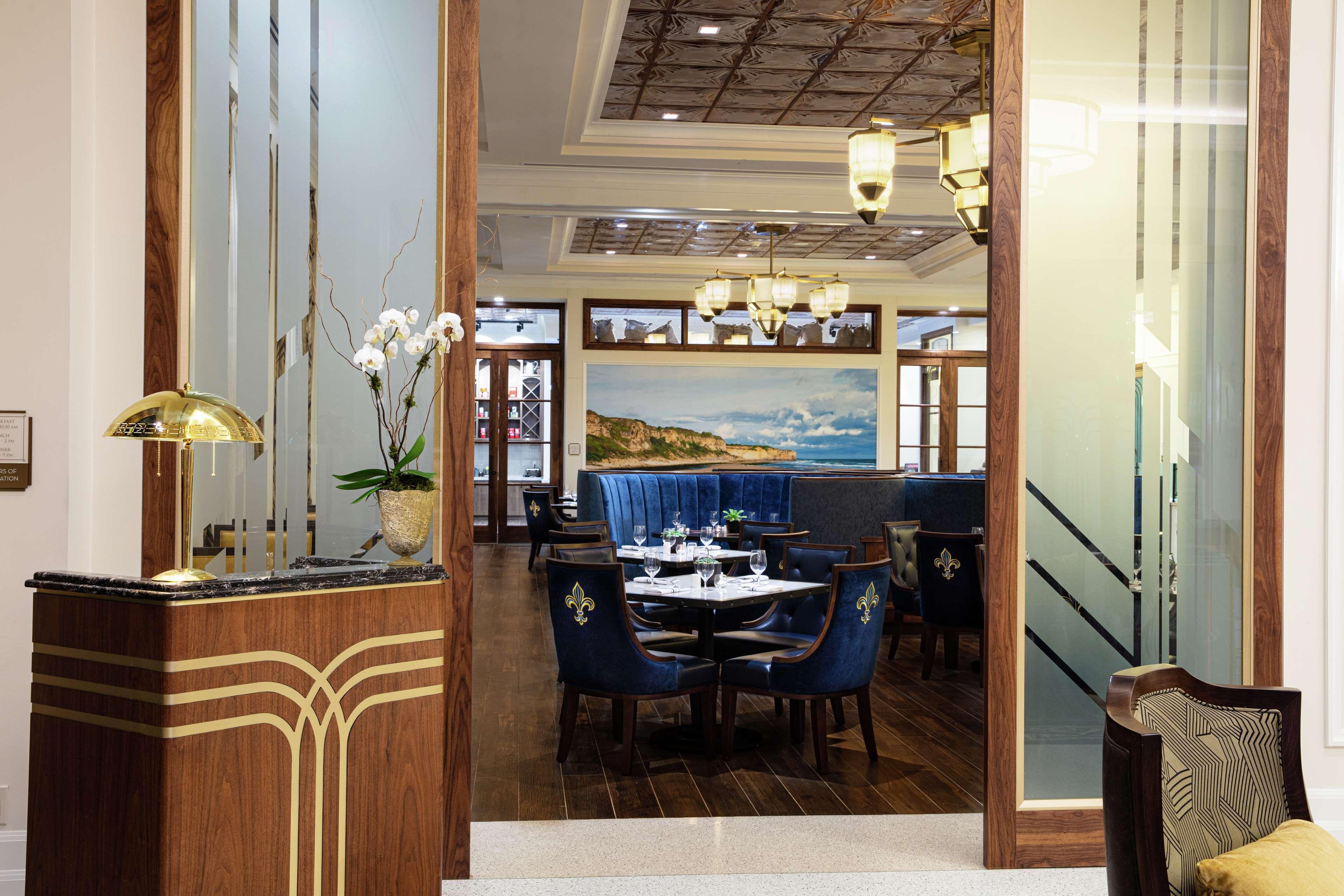 The Higgins Hotel New Orleans, Curio Collection By Hilton Buitenkant foto