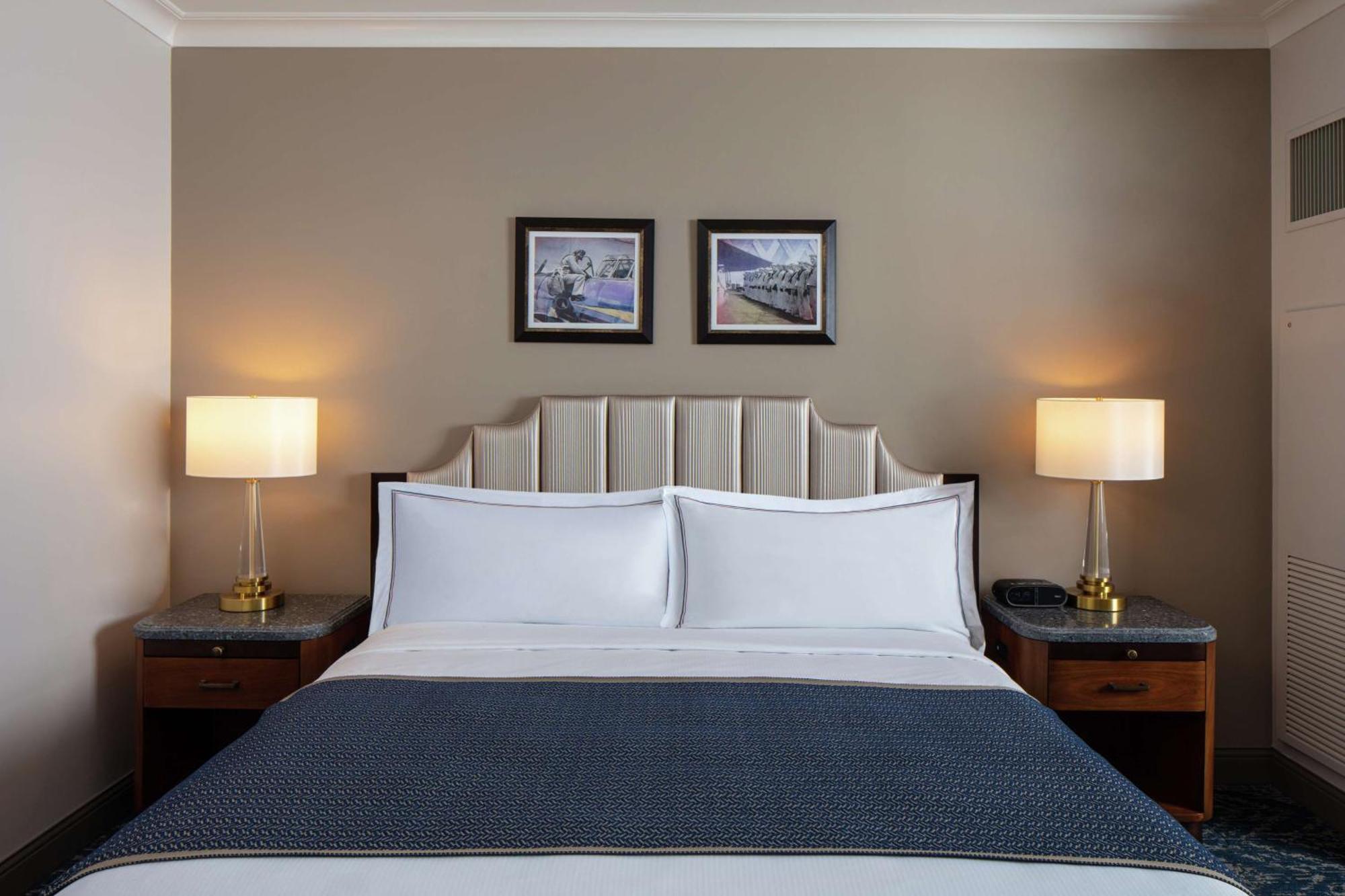 The Higgins Hotel New Orleans, Curio Collection By Hilton Buitenkant foto