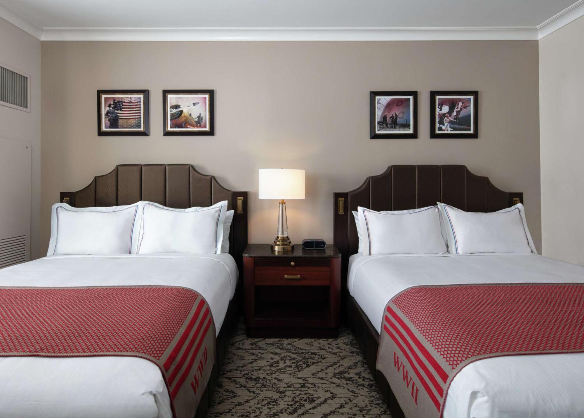 The Higgins Hotel New Orleans, Curio Collection By Hilton Buitenkant foto
